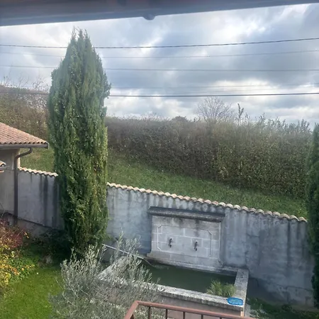 Les Collines De Chandieu Maison d'hôtes 3*