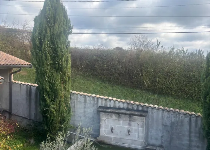 Les Collines De Chandieu Maison d'hôtes 3*